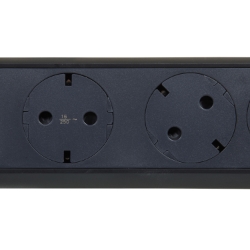 Slika Kabal produžni sa prekidačem H05VV-F 3x1.5mm2 3M 4 priključna mesta 2P+E crni Legrand